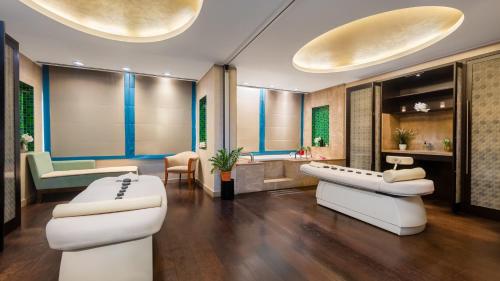 intercontinental budapest by ihg