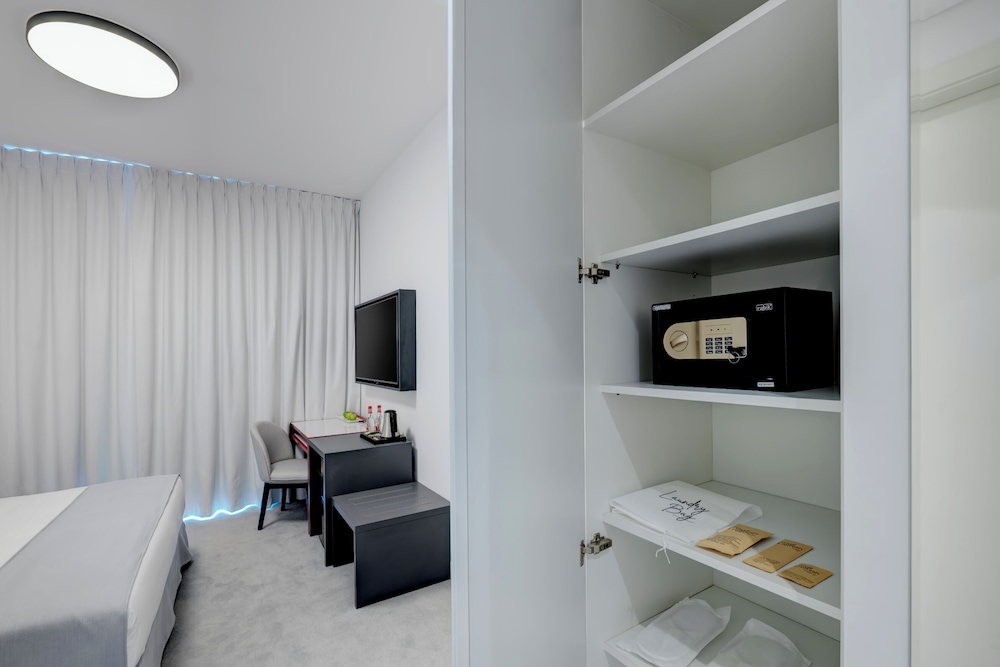 nest hotel aljada