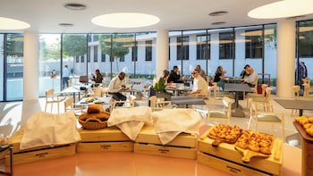 nest hotel aljada