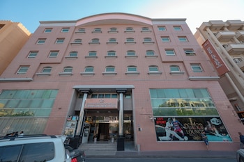 grand continent hotel dubai