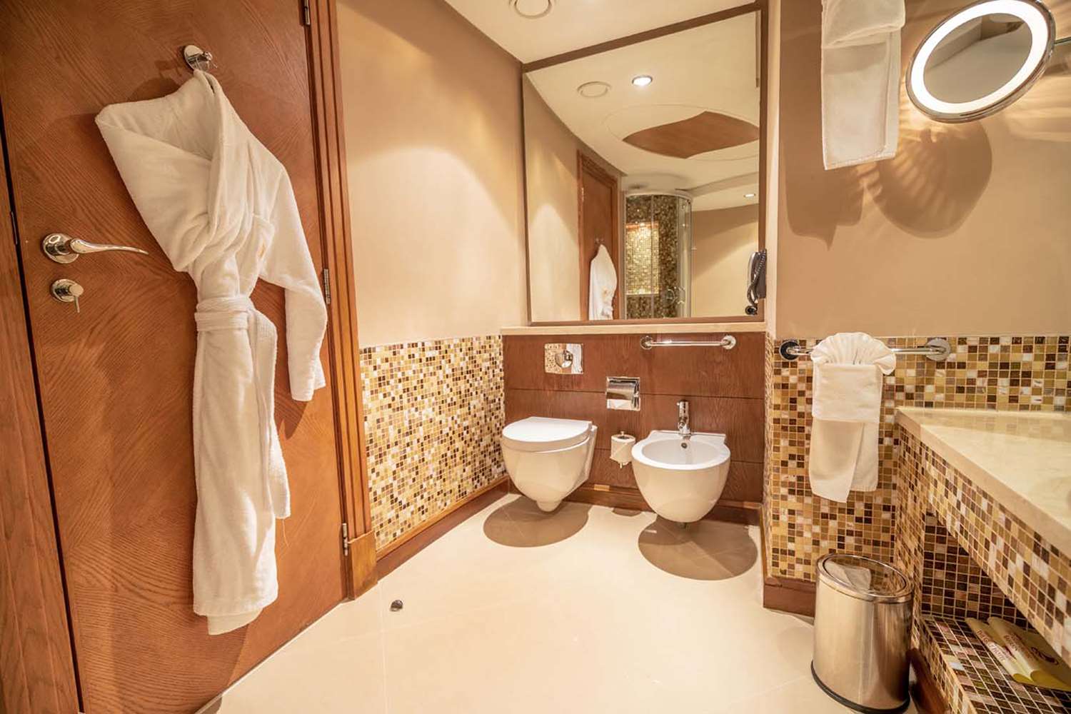 gulf executive residence within gulf hotel premises