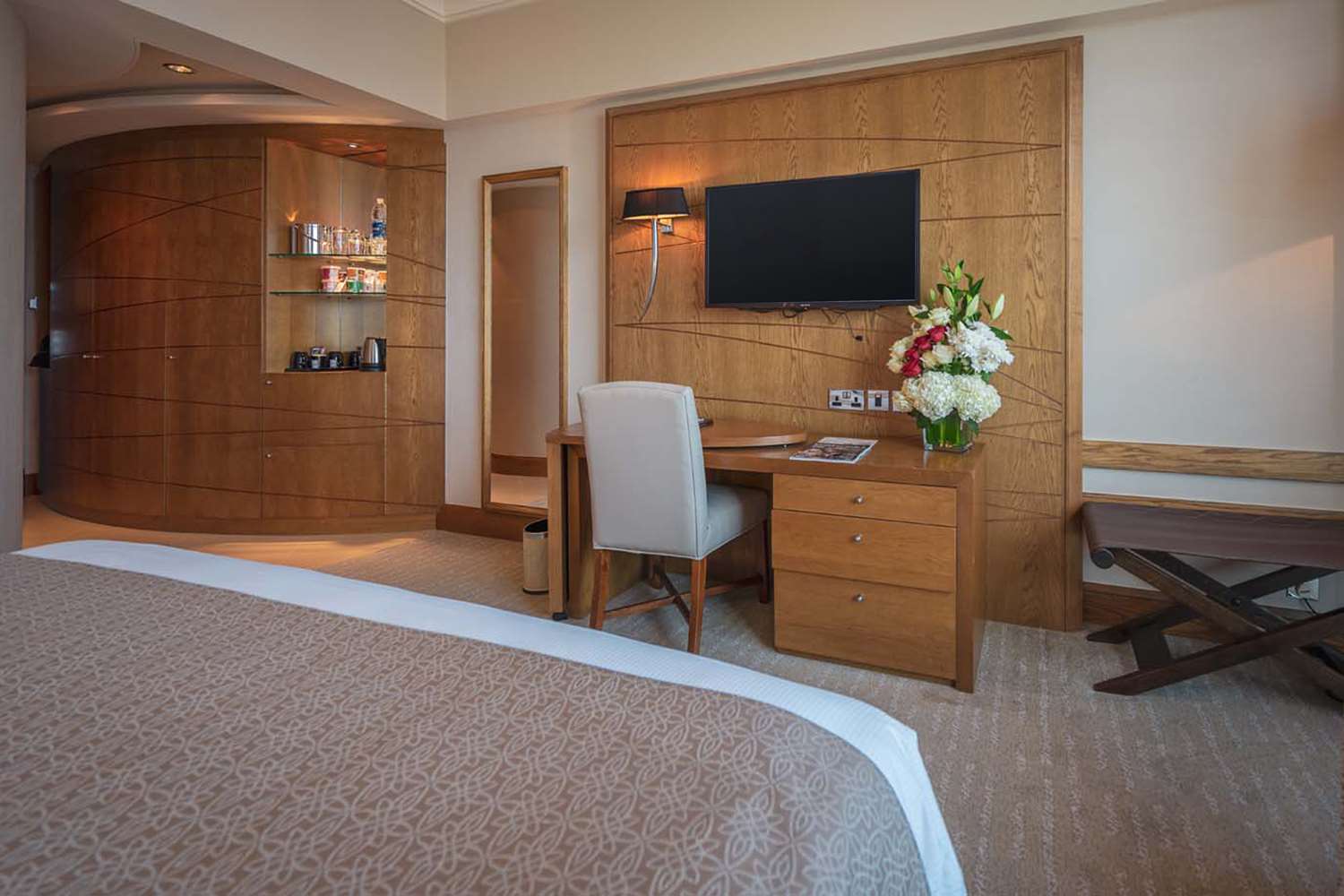 gulf executive residence within gulf hotel premises