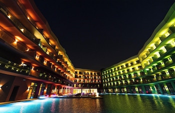 Voco Dubai Nice The Heart Of Europe (Adults Only),,5 star