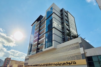 the luxe retreat hotel apartments