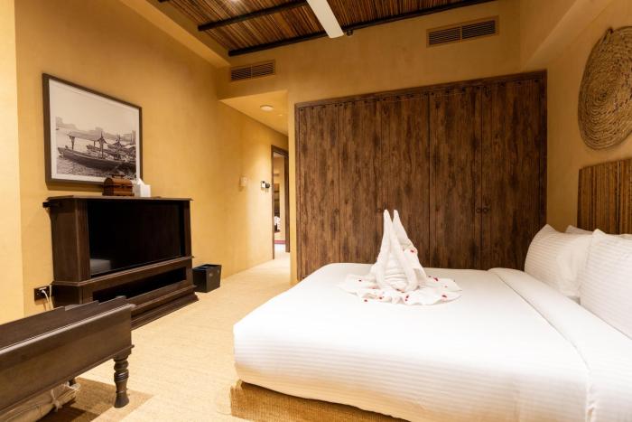 the luxe retreat hotel apartments
