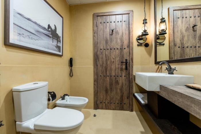 the luxe retreat hotel apartments