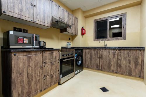 the luxe retreat hotel apartments