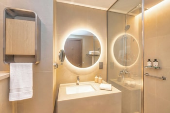 bloom arjaan by rotana