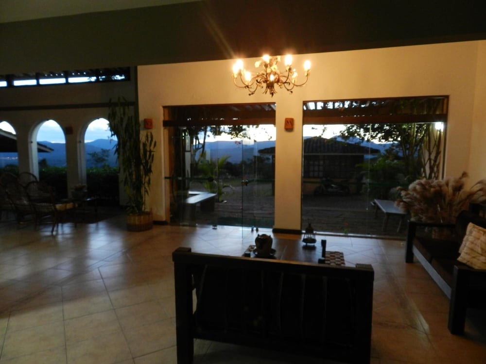 hotel alpina mucuge