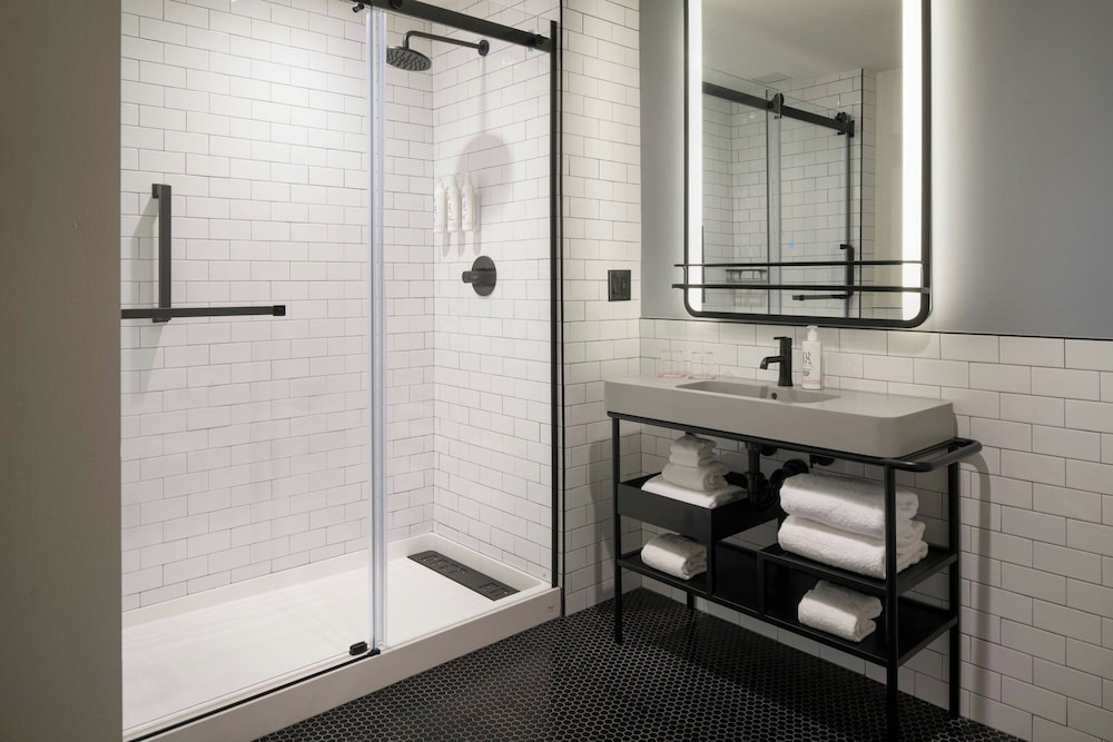 moxy atlanta downtown