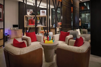 Moxy Atlanta Downtown,,2 star
