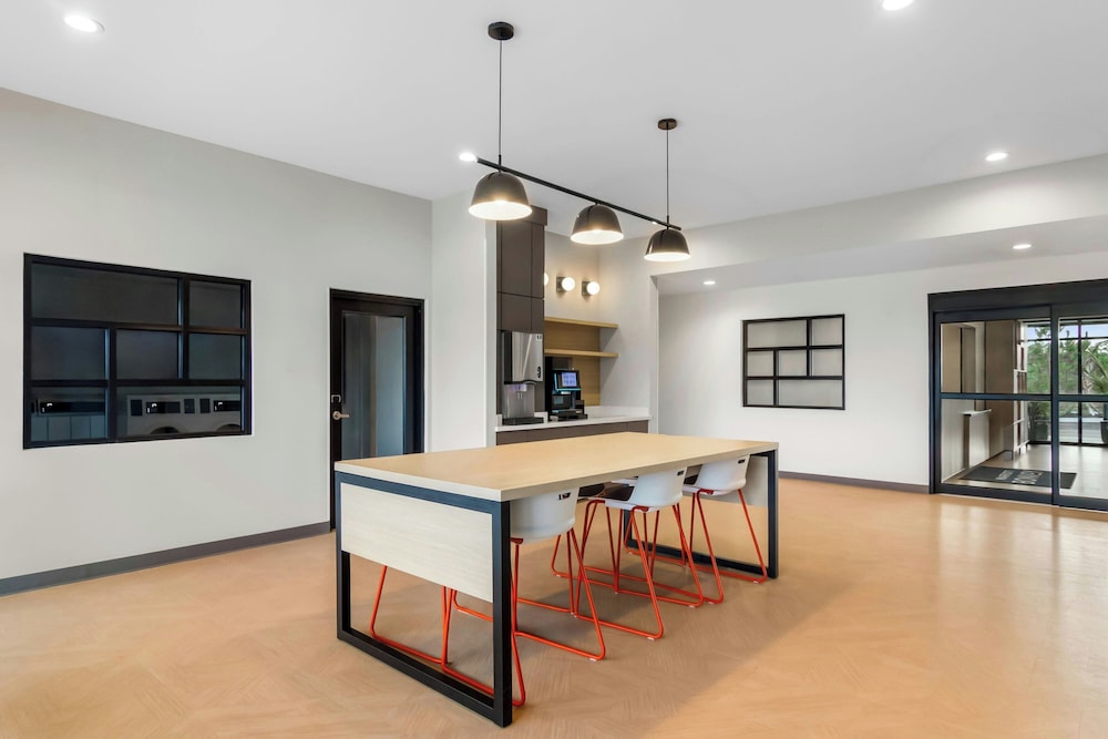 studiores by marriott jacksonville orange park