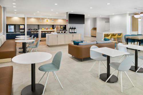 towneplace suites by marriott romeoville