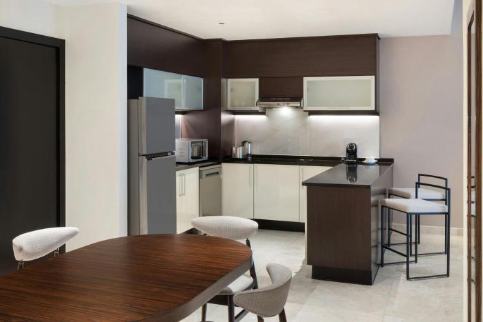 vintage grand hotel apartments dubai