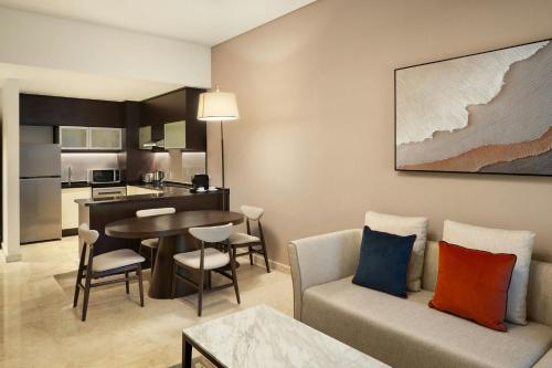 vintage grand hotel apartments dubai