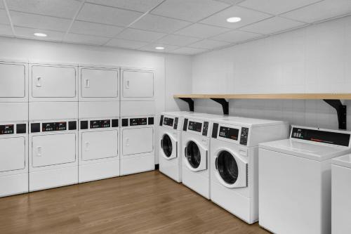 studiores by marriott greensboro airport
