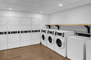 studiores by marriott greensboro airport