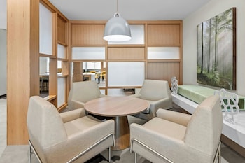 Fairfield By Marriott Inn & Suites Emporia,,3 star