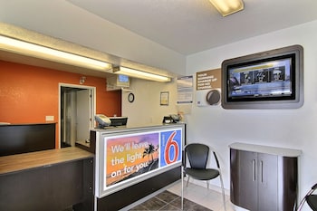 Motel 6 Buellton, Ca - Solvang Area,Solvang>>Buellton,2 star