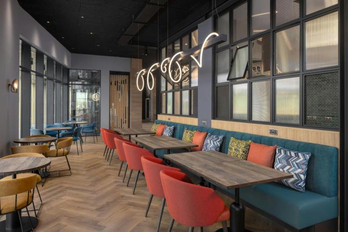 aloft belfast titanic quarter