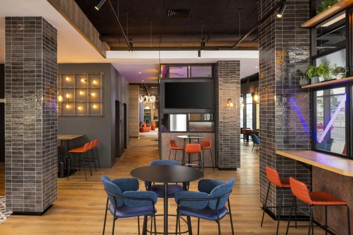 aloft belfast titanic quarter