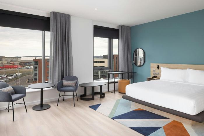 aloft belfast titanic quarter