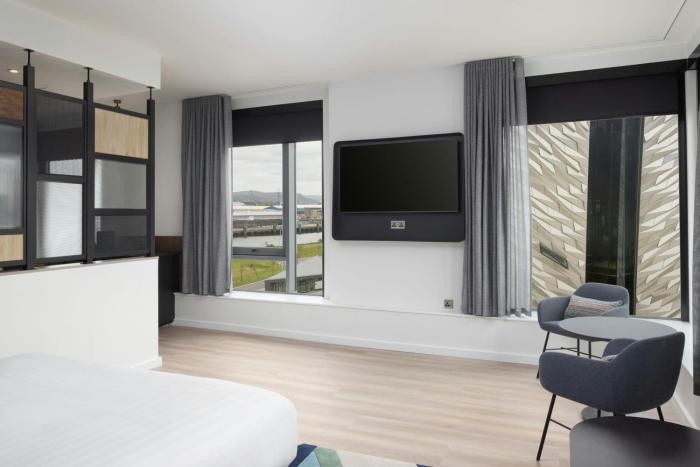 aloft belfast titanic quarter
