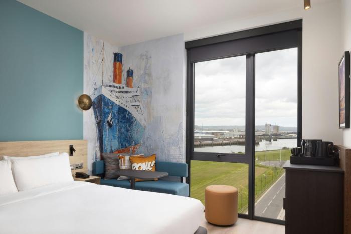 aloft belfast titanic quarter