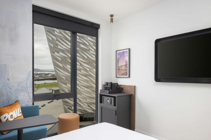 aloft belfast titanic quarter