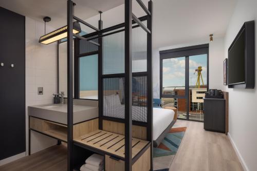 aloft belfast titanic quarter