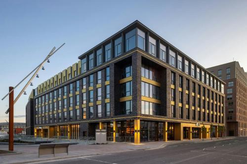 aloft belfast titanic quarter