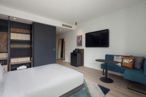 aloft belfast titanic quarter