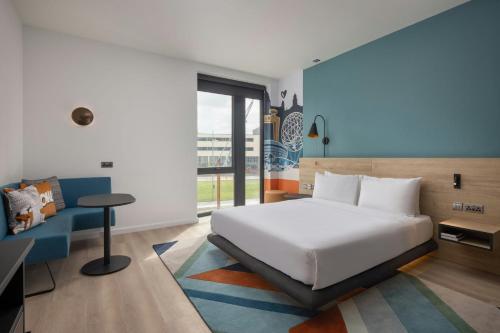 aloft belfast titanic quarter