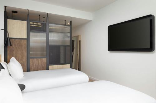 aloft belfast titanic quarter