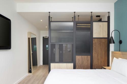 aloft belfast titanic quarter