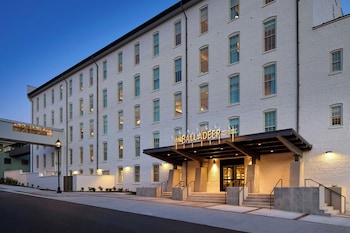the balladeer hotel mount airy a tribute portfolio hotel