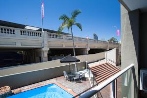 riverside hotel southbank