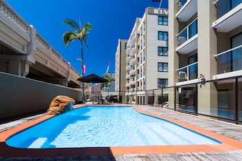 riverside hotel southbank