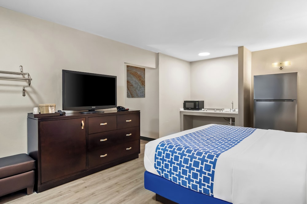 suburban studios orange park jacksonville near naval air station