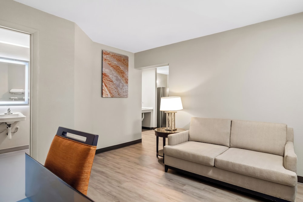 suburban studios orange park jacksonville near naval air station