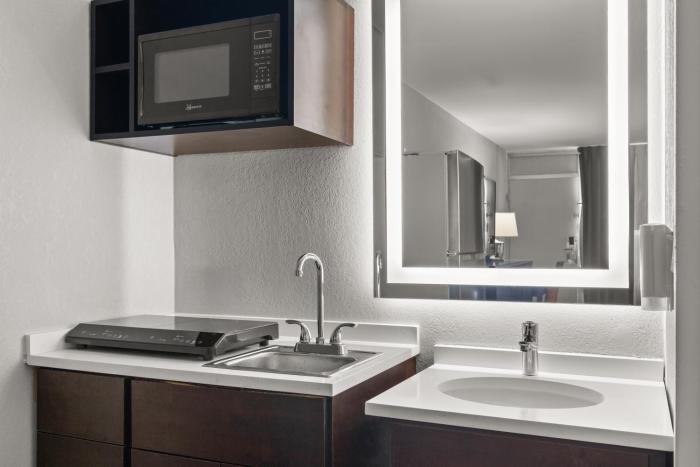 suburban studios orange park jacksonville near naval air station