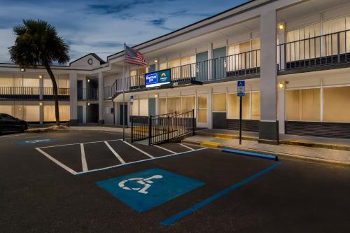 suburban studios orange park jacksonville near naval air station