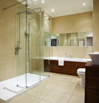 rowton hall hotel and spa
