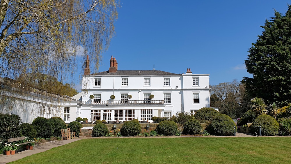 rowton hall hotel and spa
