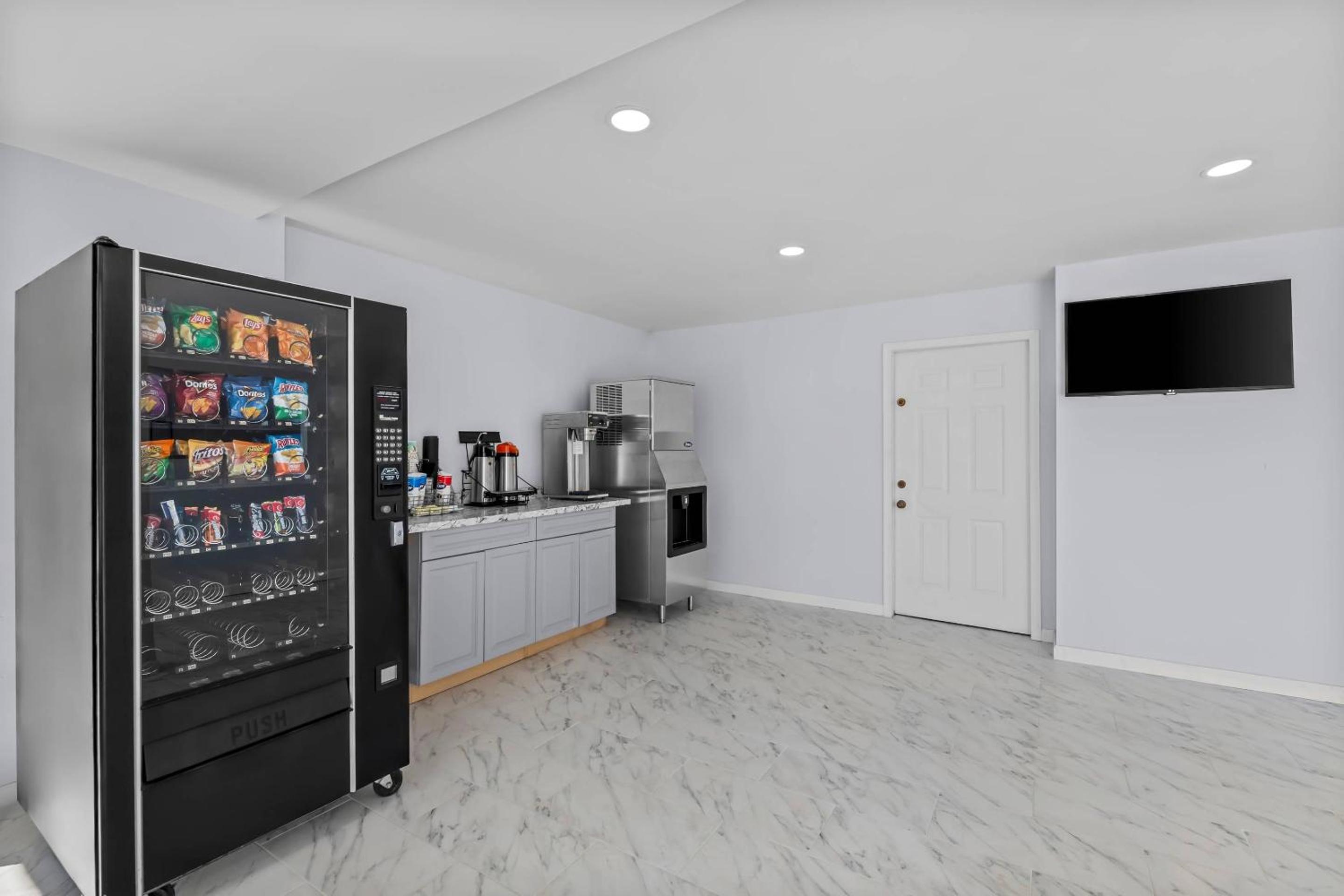 suburban studios newport news hampton