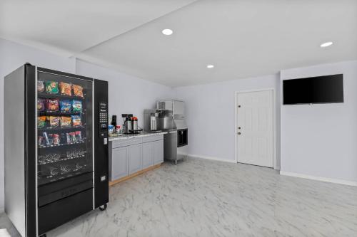 suburban studios newport news hampton