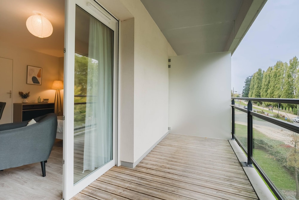 quality aparthotel st berthevin laval