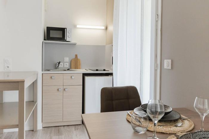 quality aparthotel st berthevin laval