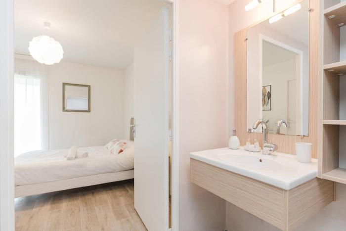 quality aparthotel st berthevin laval