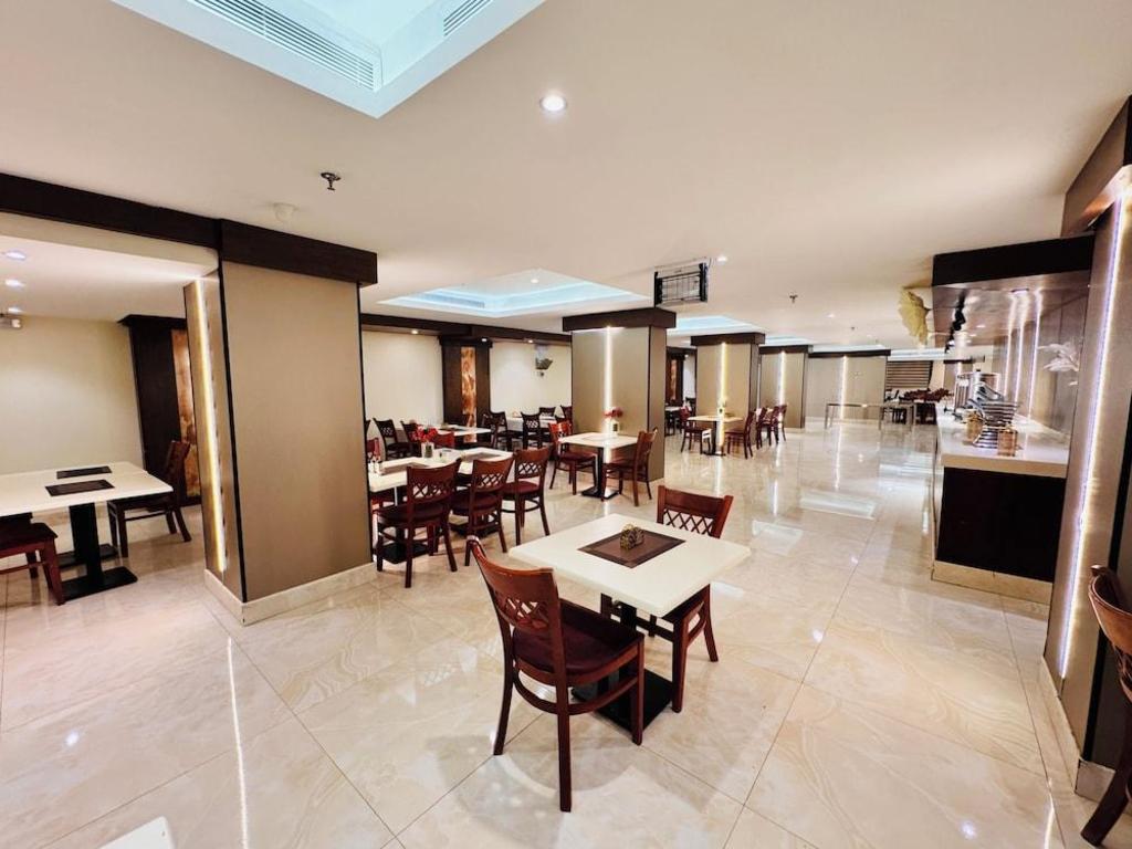 manazel al ain ajyad hotel